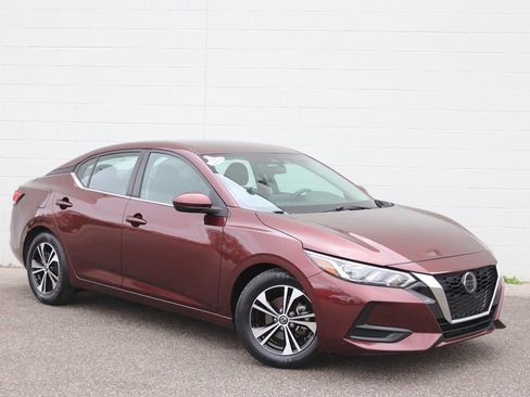 Used 2021 Nissan Sentra SV FWD image 1