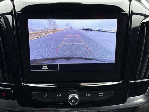 Used 2023 Chevrolet Traverse LT w/ LPO, Floor Liner Package image 4