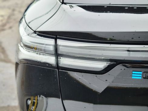 New 2025 Chevrolet Equinox EV RS w/ Active Safety Package 3 AWD/4WD image 9