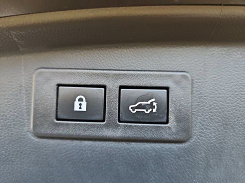 Used 2023 Subaru Outback Premium AWD/4WD image 13