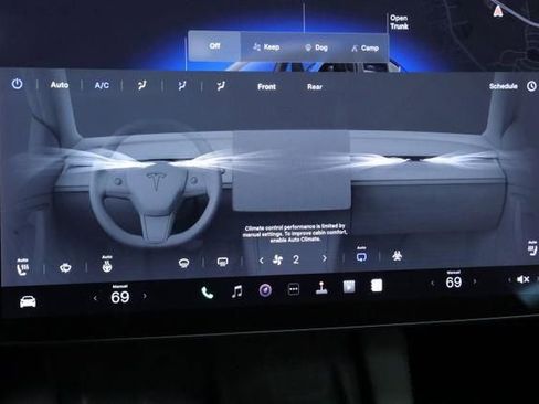 Used 2023 Tesla Model Y Long Range AWD/4WD image 21