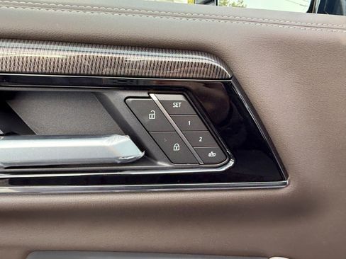 New 2026 GMC Yukon Elevation image 27