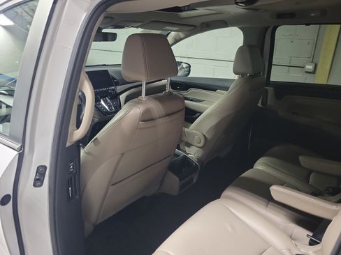 Certified 2023 Honda Odyssey Touring image 13