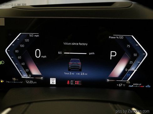 Used 2026 BMW X7 xDrive40i w/ Premium Package image 18