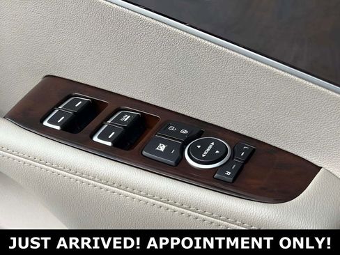 Used 2017 Kia Sorento EX image 24