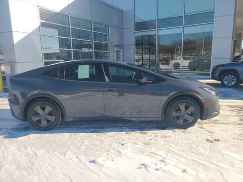 Used 2023 Toyota Prius LE image 8