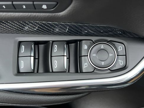 Used 2024 Cadillac XT4 Sport image 13