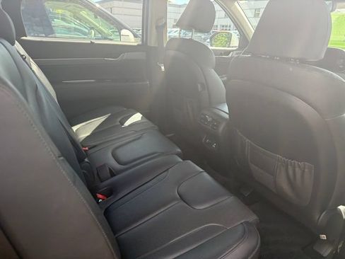 Used 2022 Hyundai Palisade SEL w/ 8P Bench Seat Package FWD image 14