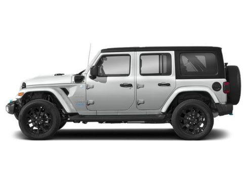 Used 2023 Jeep Wrangler Unlimited Sahara w/ Cold Weather Group AWD/4WD image 3