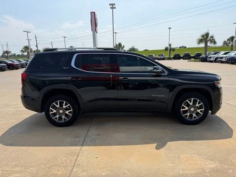 Used 2023 GMC Acadia SLT AWD/4WD image 6