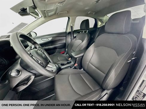 Used 2021 Kia Forte LXS FWD image 19