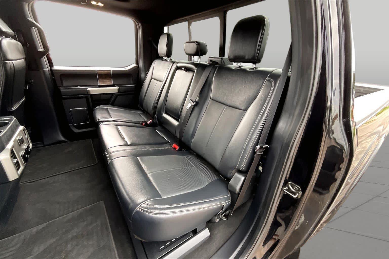 Used 2022 Ford F250 Lariat w/ Tremor Off-Road Package AWD/4WD image 20
