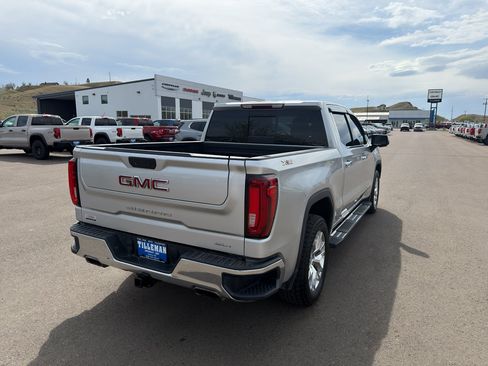 Used 2019 GMC Sierra 1500 SLT w/ SLT Premium Package AWD/4WD image 24