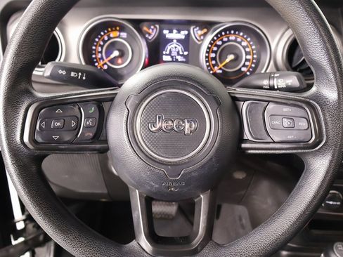 Used 2023 Jeep Wrangler Sport image 3