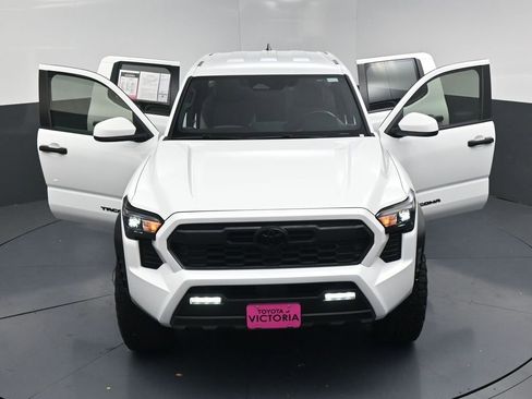 Used 2024 Toyota Tacoma TRD Off-Road AWD/4WD image 23