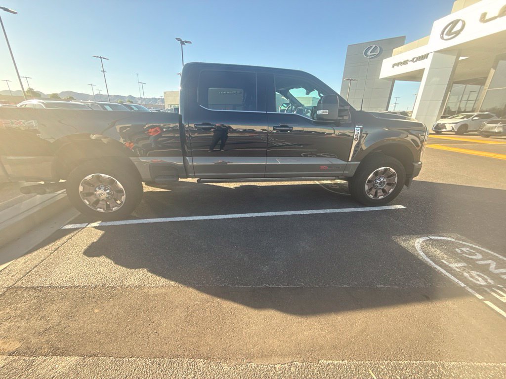 Used 2026 Ford F350 King Ranch AWD/4WD image 3