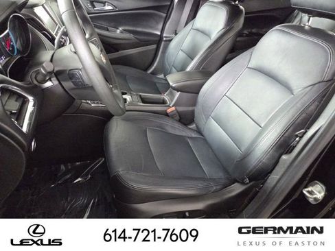 Used 2018 Chevrolet Cruze LT w/ Convenience Package image 20