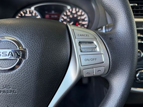 Used 2018 Nissan Altima 2.5 S w/ S Convenience Package image 26