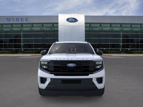 New 2026 Ford Expedition Active RWD image 6