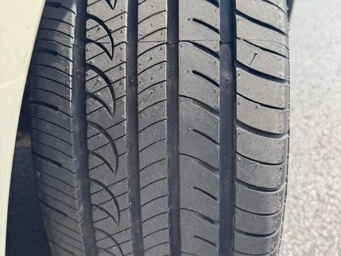 Used 2012 Chevrolet Malibu LS image 11