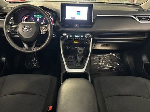 Certified 2024 Toyota RAV4 XLE image 17