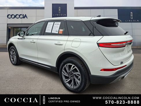 Certified 2023 Lincoln Corsair AWD image 6