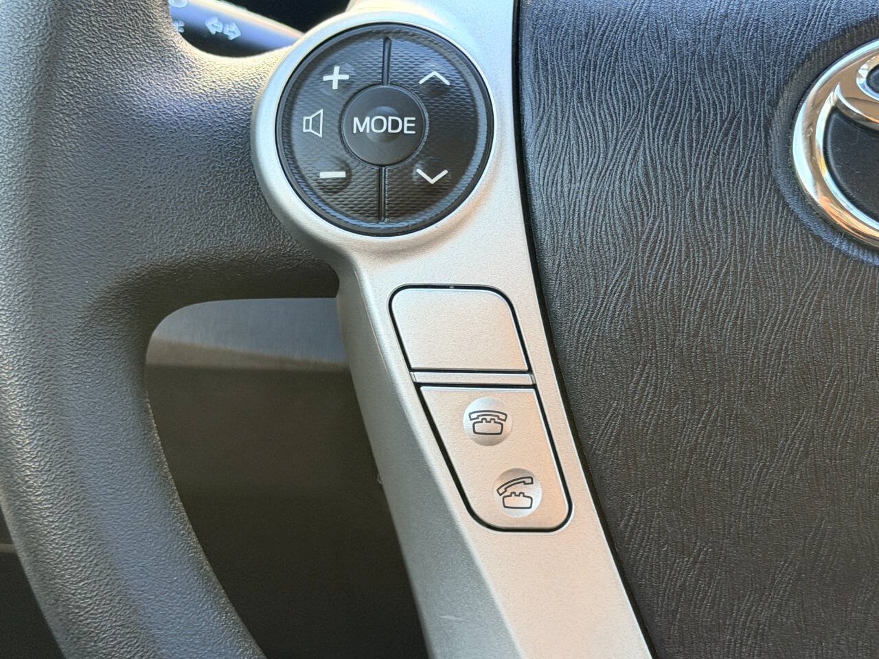 Used 2014 Toyota Prius Two FWD image 33