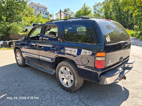 Used 2017 Ford Explorer XLT w/ Equipment Group 202A AWD/4WD image 24