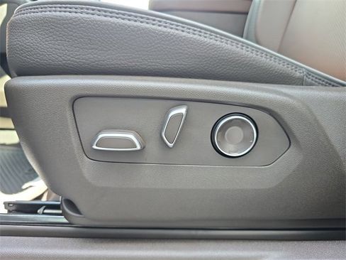 New 2025 GMC Sierra 2500 Denali w/ Denali Reserve Package image 20