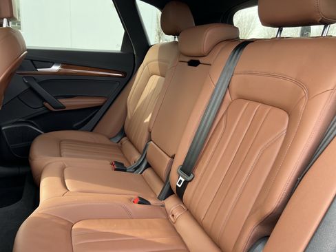 Used 2023 Audi Q5 2.0T Premium Plus w/ Premium Plus Package image 34