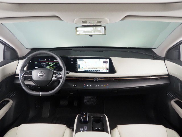 Used 2024 Nissan Ariya Evolve+ FWD image 3
