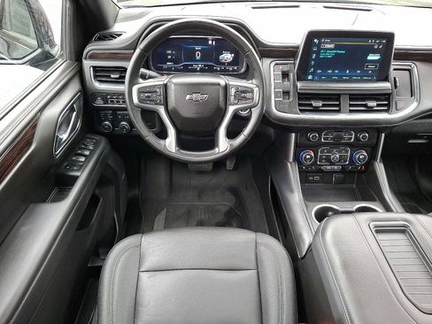Used 2023 Chevrolet Tahoe Z71 w/ Luxury Package AWD/4WD image 12