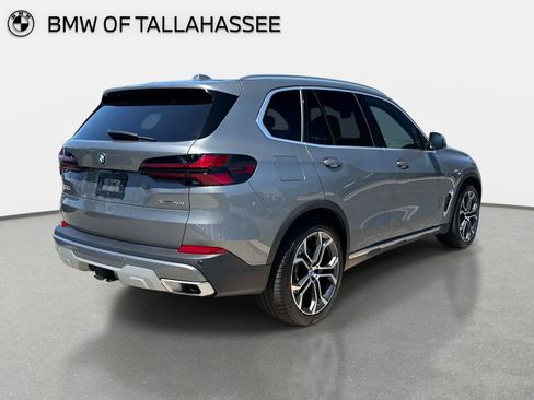 Used 2024 BMW X5 xDrive40i w/ Premium Package AWD/4WD image 5