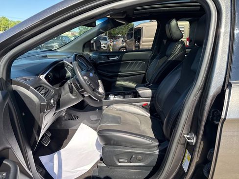 Used 2020 Ford Edge ST w/ Cold Weather Package AWD/4WD image 26