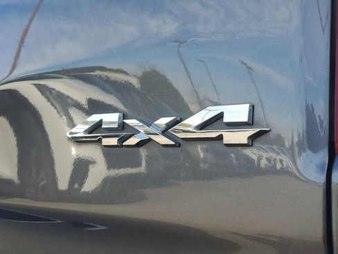 Certified 2022 RAM 1500 Laramie image 9