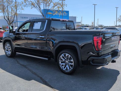 Certified 2024 GMC Sierra 1500 Denali w/ Denali Reserve Package AWD/4WD image 7