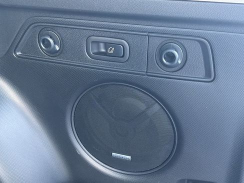 Used 2023 Subaru Forester Touring image 30