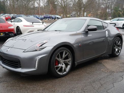 Used 2016 Nissan 370Z Coupe image 12