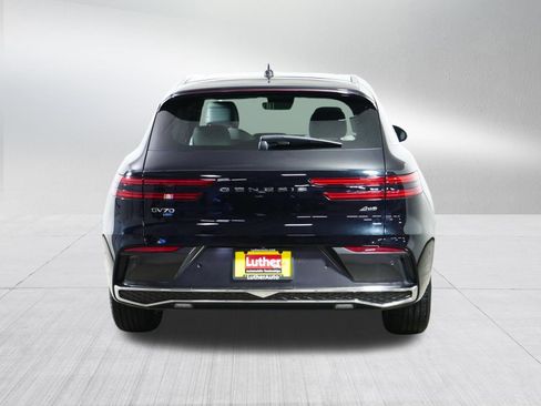 Certified 2026 Genesis GV70 2.5T Advanced AWD/4WD image 6