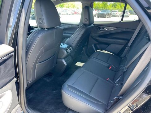 Used 2024 Chevrolet Blazer EV LT AWD/4WD image 15