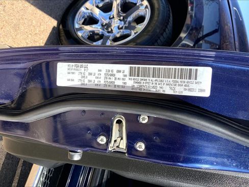 Used 2018 RAM 1500 Laramie w/ Convenience Group image 37