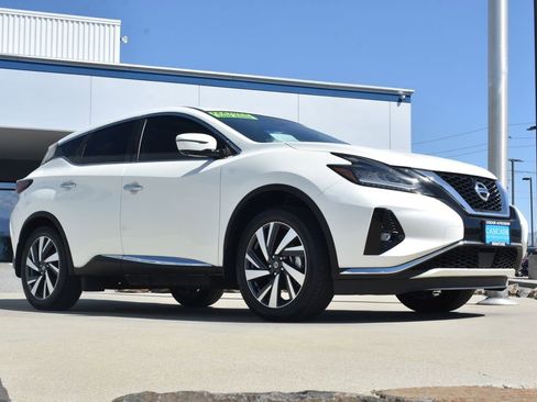 Used 2022 Nissan Murano SL w/ SL Moonroof Package AWD/4WD image 3