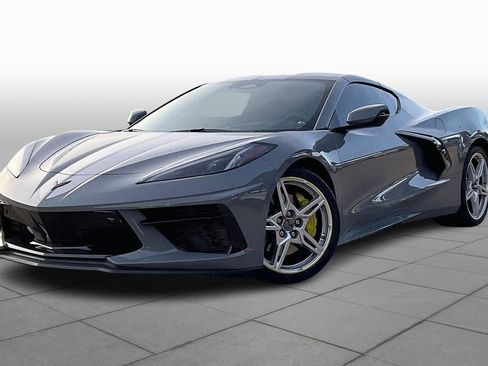 Used 2024 Chevrolet Corvette Stingray Premium Cpe w/ Z51 Performance Package image 3