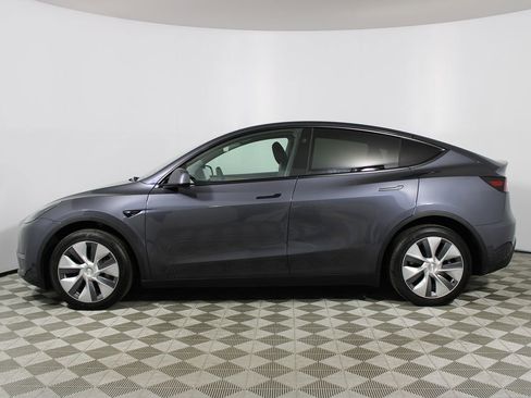 Used 2023 Tesla Model Y Long Range image 27