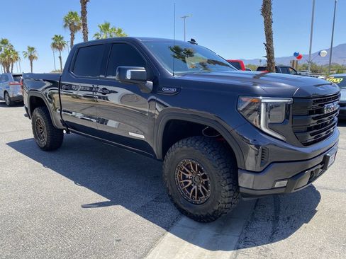 Used 2023 GMC Sierra 1500 Elevation w/ Elevation Premium Package AWD/4WD image 39