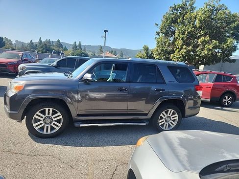 Used 2011 Toyota 4Runner Limited image 2