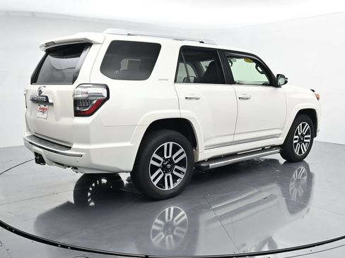 Used 2017 Toyota 4Runner Limited AWD/4WD image 8