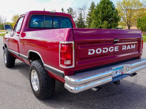 Used 1988 Dodge D/W Truck 100 AWD/4WD image 6