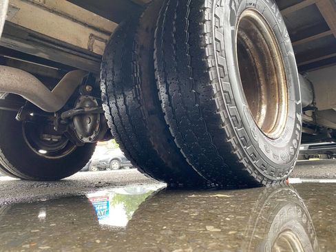 Used 2012 Mercedes-Benz Sprinter 3500 image 39