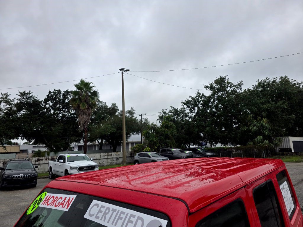 Used 2026 Jeep Wrangler Unlimited Sahara AWD/4WD image 10